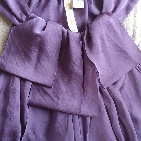 Adiva Purple Ruffle Shell Tank Small - Picture 2 of 5